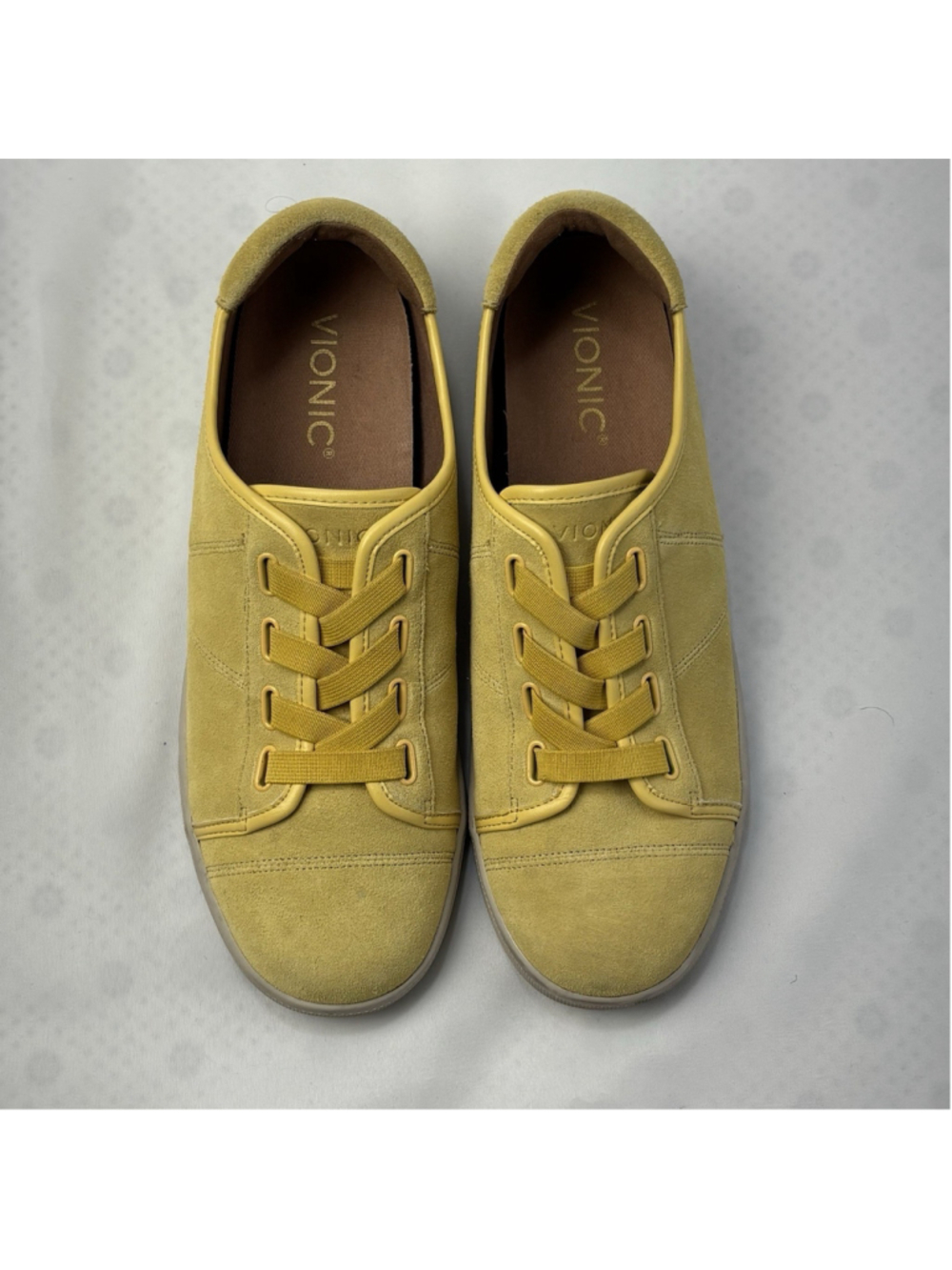 Vionic Women's Yellow Suede Sneakers Sz 8 Orthotic Arch Support Casual Shoes - Picture 3 of 9